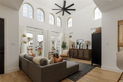 /international/us/408-blue-creek-cove-mckinney-tx-110107243959/