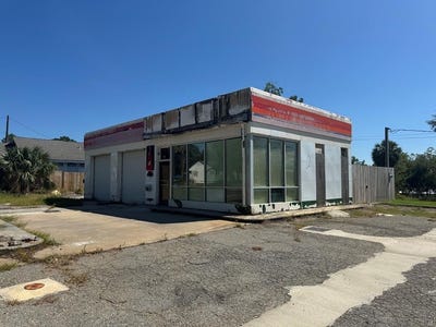 /international/us/207-s-state-street-lyons-ga-110101344425/