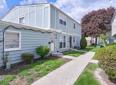 /international/us/20112-oak-lane-street-lynwood-il-110107775811/