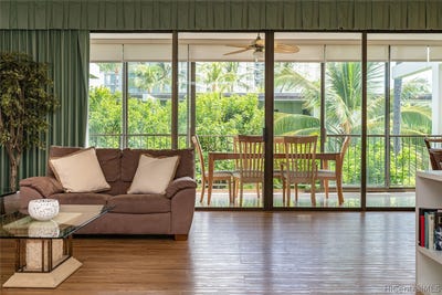 /international/us/4999-kahala-avenue-honolulu-hi-110001846120/