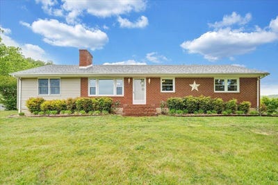 /international/us/3116-wheatland-rd-fincastle-va-110107868878/