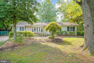 /international/us/2313-branch-pike-cinnaminson-nj-110108260065/