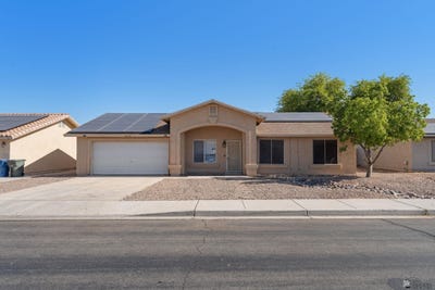 /international/us/6378-e-45-ln-yuma-az-110106362786/