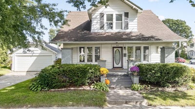 /international/us/2127-s-9th-st-sheboygan-wi-110120003044/