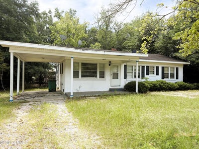 /international/us/35-myrick-street-barnwell-sc-110119430890/