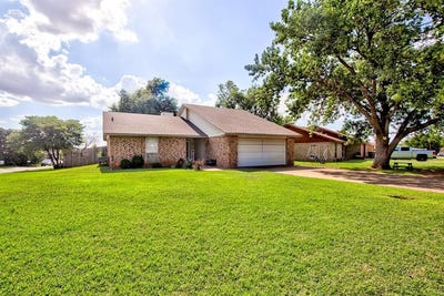 /international/us/1164-hillside-drive-enid-ok-110100470655/