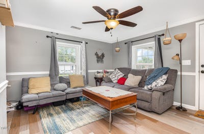 /international/us/303-w-martin-street-benson-nc-110100878883/