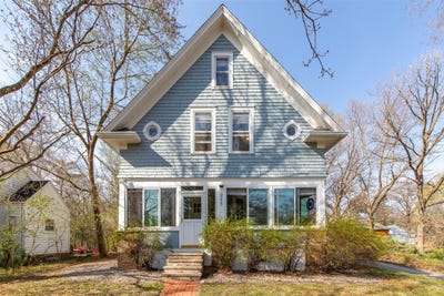 /international/us/3223-west-street-ames-ia-110098682034/