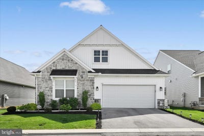 /international/us/109-bellflower-avenue-annville-pa-110107782981/