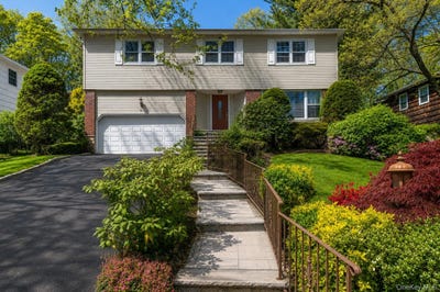 /international/us/24-sheldrake-place-new-rochelle-ny-110108710742/