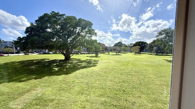 /international/us/2009-berkshire-a-deerfield-beach-fl-110106615810/
