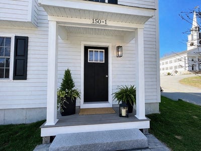 /international/us/150-w-main-street-millbury-ma-110107167571/
