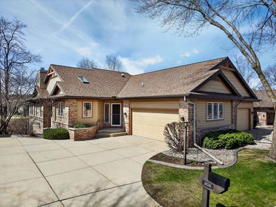 /international/us/3026-woods-edge-way-fitchburg-wi-110107334665/