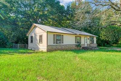 /international/us/3875-us-highway-271-n-powderly-tx-110105700454/
