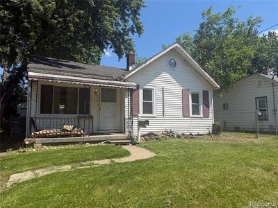 /international/us/1425-knight-avenue-flint-mi-110108343054/