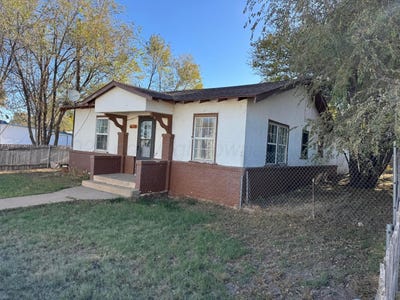 /international/us/406-e-2nd-street-clarendon-tx-110103499458/