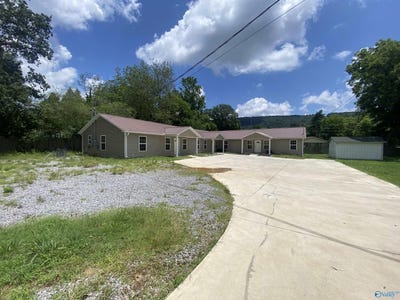 /international/us/188-college-avenue-collinsville-al-110107381665/