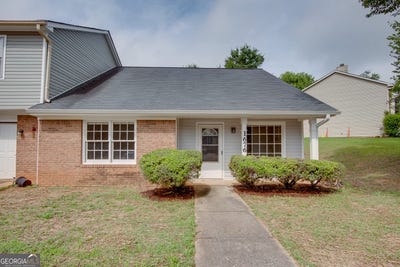 /international/us/1676-winchester-way-conyers-ga-110108382563/
