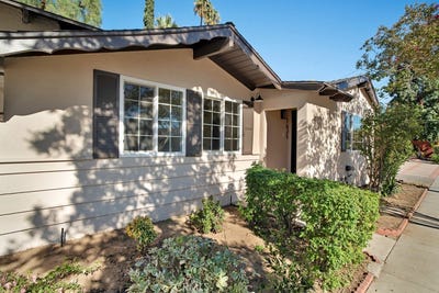 /international/us/7635-fallbrook-avenue-7633-west-hills-ca-110108448082/