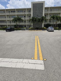 /international/us/deerfield-beach-fl-110108553238/