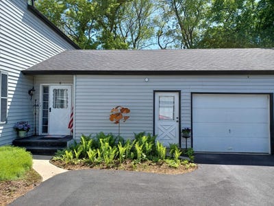 /international/us/4621-high-point-dr-6-rockford-il-110106034550/