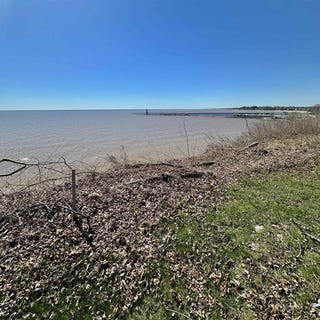 /international/us/216-lakeview-drive-algoma-wi-110107712210/