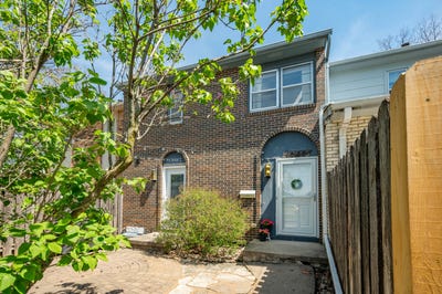 /international/us/1240-truman-place-ames-ia-110107418570/