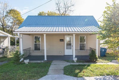 /international/us/429-north-main-street-harrodsburg-ky-110101529032/?lang=en