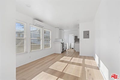 /international/us/814-3rd-st-santa-monica-ca-110109006924/