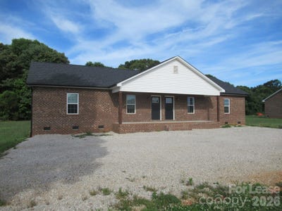 /international/us/403-northbrook-iii-school-road-vale-nc-110108108738/