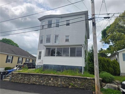 /international/us/30-cumberland-street-cumberland-ri-110108473819/