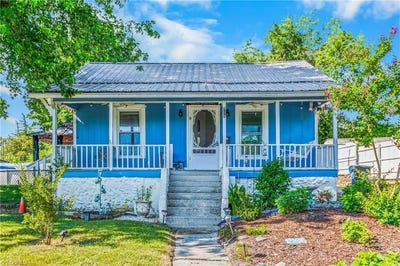 /international/us/719-maiden-lane-mount-airy-nc-110108497035/