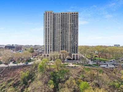 /international/us/7855-blvd-east-north-bergen-nj-110108354353/