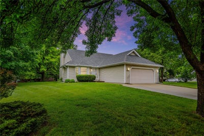 /international/us/1000-prairie-view-drive-west-des-moines-ia-110100450473/