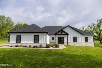 /international/us/1213-w-pineville-road-washburn-mo-110107682453/