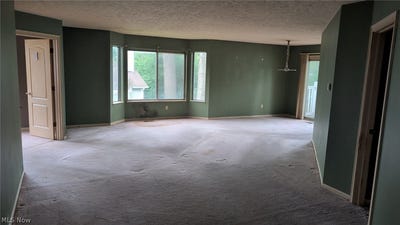 /international/us/350-1-village-pointe-drive-akron-oh-110108414396/