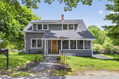 /international/us/32-harbor-road-wells-me-110108539333/