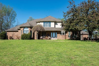 /international/us/4181-n-farm-road-35-ash-grove-mo-110107052786/