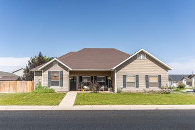 /international/us/141-n-4200-w-cedar-city-ut-110100705085/