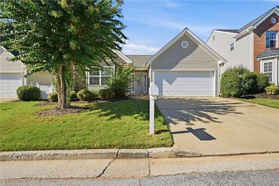 /international/us/323-greystone-parkway-hiram-ga-110110089301/