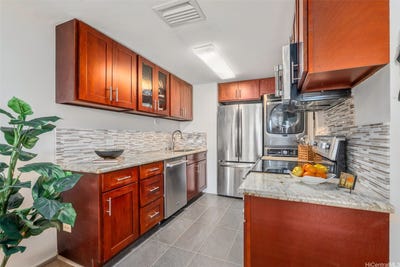 /international/us/700-richards-street-honolulu-hi-110108506446/