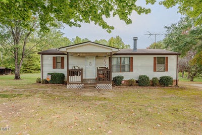 /international/us/1429-newnam-road-pelham-nc-110120483212/