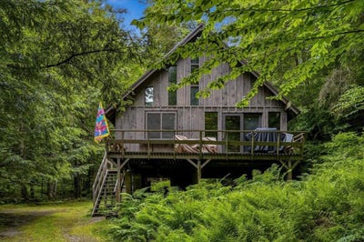/international/us/110-spring-hill-lane-starksboro-vt-110109035361/