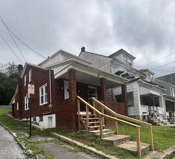 /international/us/1351-w-walnut-street-coal-township-pa-110100927055/