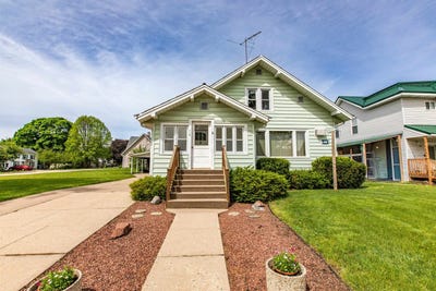 /international/us/314-s-iowa-street-dodgeville-wi-110108130118/