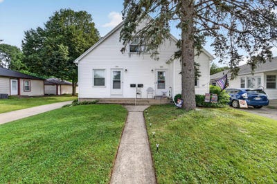 /international/us/7205-7207-university-avenue-middleton-wi-110110274547/