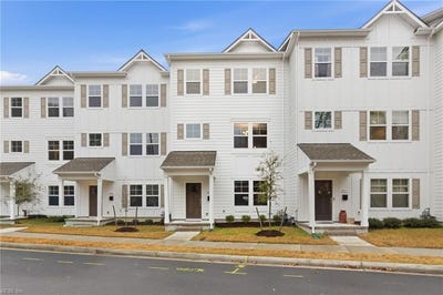 /international/us/2923-pretty-lake-avenue-norfolk-va-110106363847/