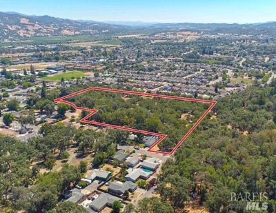 /international/us/593-w-2nd-street-cloverdale-ca-110103000651/