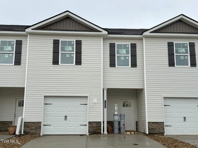 /international/us/133-holt-way-blountville-tn-110106126469/
