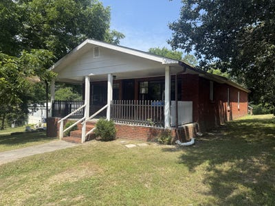 /international/us/1007-diamond-avenue-bridgeport-al-110108795018/
